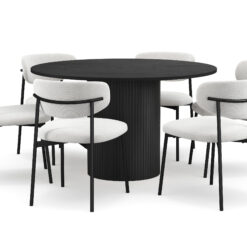 Kopparbo Rundt Spisebord 130 cm med 6 Lucy Spisestole - Sort træ / Hvid Bouclé / Metalben Sort